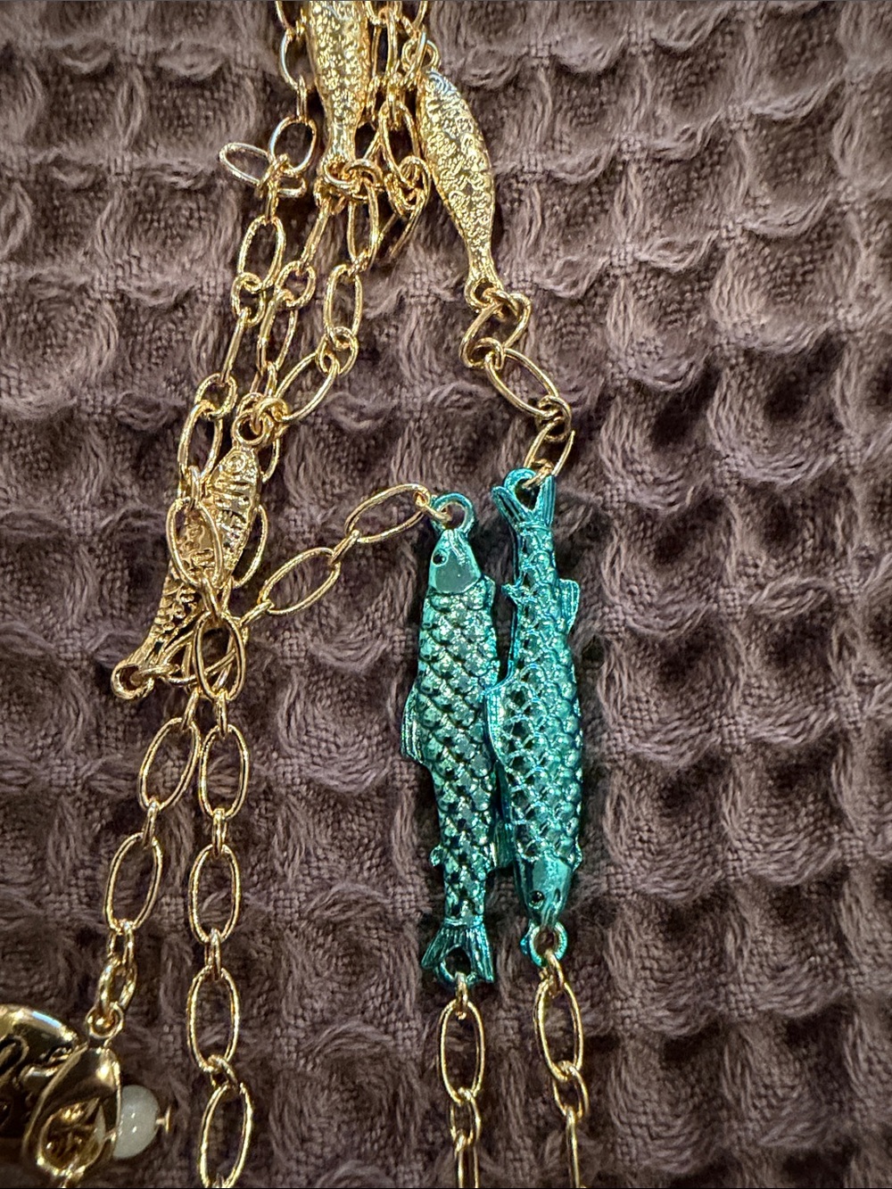 Betsey Johnson Red & Teal Sardine Can Tassel Necklace - Picture 8 of 8